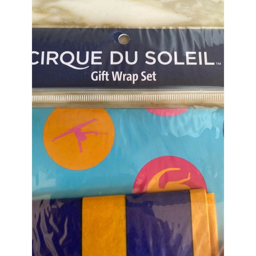 Cirque de Soleil brighten up